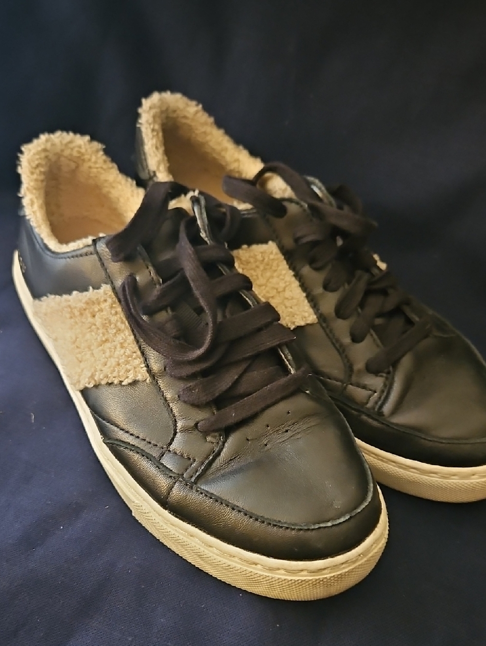 Dr. Scholl's Black and Cream Men's Sneaker